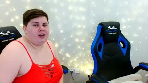 BeckyAndEllen online show from February 19, 2026, 6:04 pm