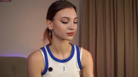 Melissa online show from October 21, 2025, 3:13 pm