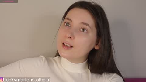 BeckyMartens come join me on    while im offline here  online show from March 18, 2026, 4:15 am