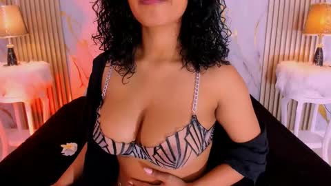 B E C K Y online show from October 25, 2025, 2:13 pm