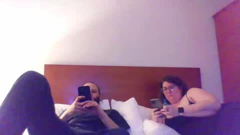 Snapshot of bedbandits chatting on February 7, 2025, 10:52 pm Bedbandits69 online show from February 7, 2025, 10:52 pm