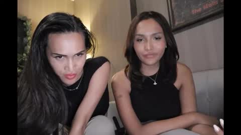 Snapshot of bee_thai chatting on February 13, 2026, 8:27 pm bee_thai online show from February 13, 2026, 8:27 pm