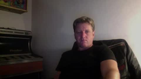 beefeater_7 online show from October 10, 2025, 9:14 pm