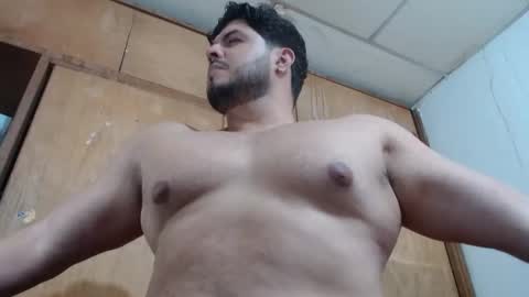 Snapshot of beefypecs_10 chatting on February 11, 2025, 11:22 pm Criss2fer online show from February 11, 2025, 11:22 pm