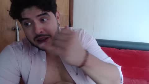 Snapshot of beefypecs_10 chatting on February 13, 2025, 9:27 pm Criss2fer online show from February 13, 2025, 9:27 pm