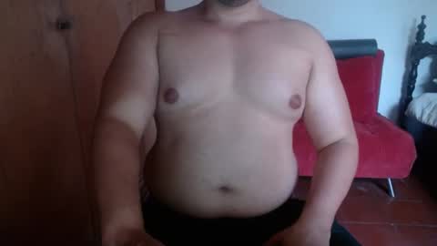 Snapshot of beefypecs_10 chatting on March 11, 2025, 10:42 pm Criss2fer online show from March 11, 2025, 10:42 pm