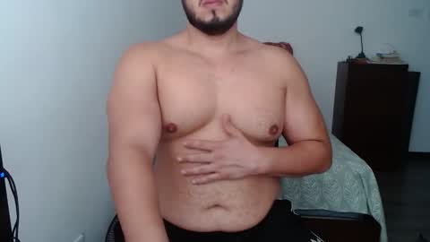 Snapshot of beefypecs_10 chatting on November 1, 2025, 9:06 pm Criss2fer online show from November 1, 2025, 9:06 pm