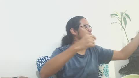 Alex online show from November 11, 2025, 7:19 am