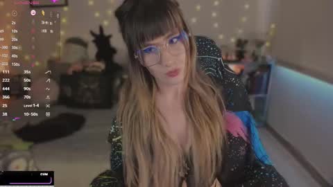 Snapshot of beethmanning_ chatting on September 15, 2025, 10:21 pm online show from September 15, 2025, 10:21 pm