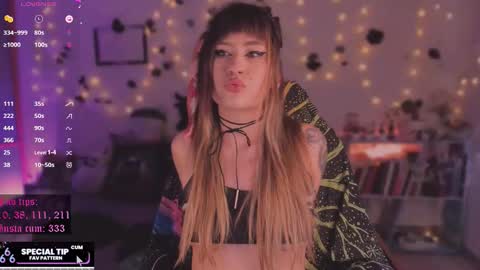 Snapshot of beethmanning_ chatting on October 15, 2025, 9:59 pm online show from October 15, 2025, 9:59 pm