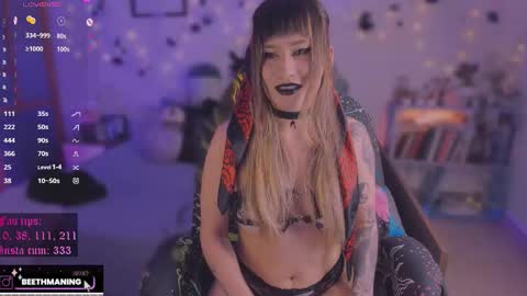 Snapshot of beethmanning_ chatting on October 27, 2025, 11:09 pm online show from October 27, 2025, 11:09 pm