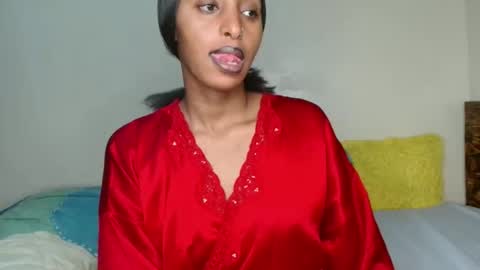 bela_violet online show from April 16, 2026, 8:48 am