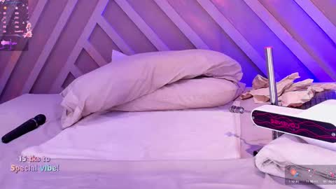 Bela online show from December 13, 2025, 7:53 pm