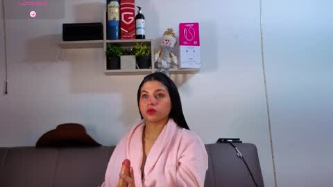 Snapshot of belasexxx chatting on November 20, 2025, 7:35 pm bela online show from November 20, 2025, 7:35 pm