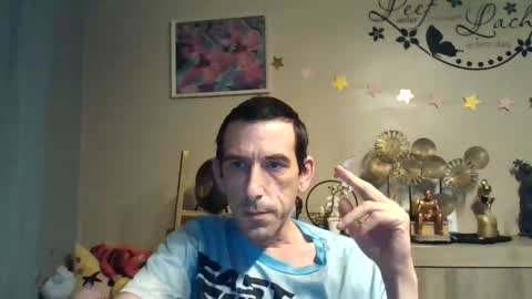 Snapshot of belgianboy33 chatting on October 16, 2025, 1:50 am Dreamcock online show from October 16, 2025, 1:50 am