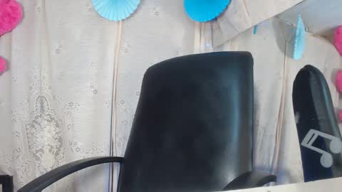 Snapshot of belinda_luna_ chatting on December 5, 2024, 3:04 am modelo independiente online show from December 5, 2024, 3:04 am