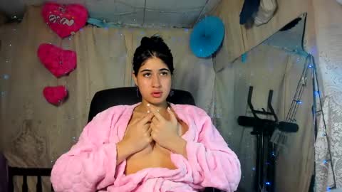 Snapshot of belinda_luna_ chatting on March 11, 2025, 5:38 am modelo independiente online show from March 11, 2025, 5:38 am