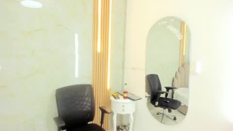 Belkilima  online show from April 16, 2026, 9:04 pm