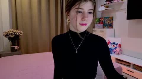 Bella online show from March 9, 2026, 9:08 pm