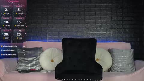 Emma  Bella online show from February 12, 2025, 10:04 pm