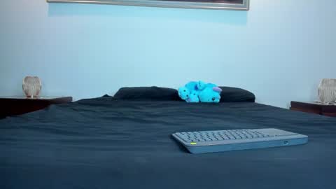 bella_hamilton online show from June 11, 2026, 2:53 am