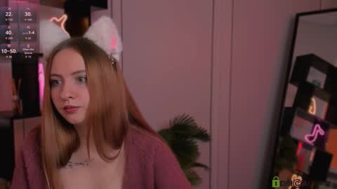 Snapshot of bella_jet chatting on October 3, 2025, 10:34 am bella_jet online show from October 3, 2025, 10:34 am