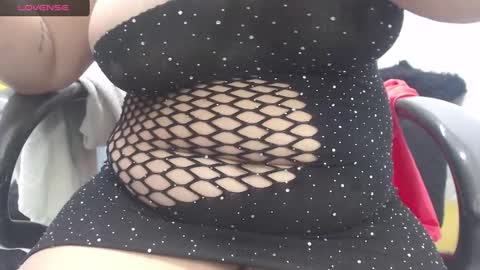 lady online show from January 29, 2025, 12:54 am