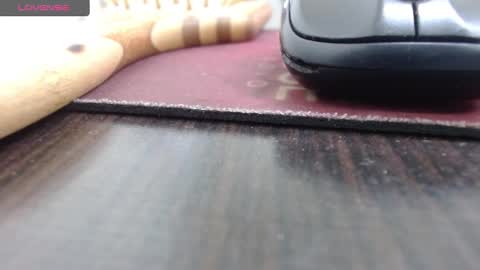 lady online show from January 31, 2025, 9:16 pm