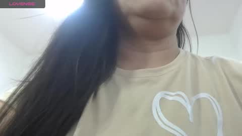 lady online show from September 12, 2025, 11:54 am