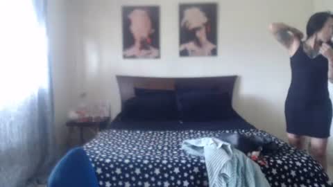 bella_luna34 online show from April 8, 2026, 2:28 pm