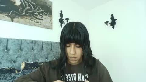 Snapshot of bella_poisonous chatting on June 14, 2026, 1:14 am Bella online show from June 14, 2026, 1:14 am