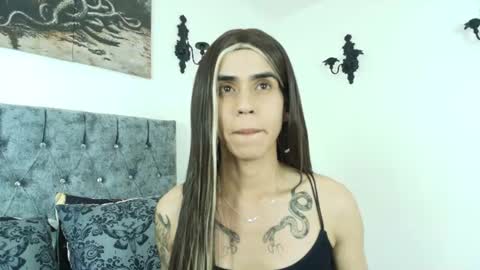 Snapshot of bella_poisonous chatting on July 11, 2026, 2:03 am Bella online show from July 11, 2026, 2:03 am