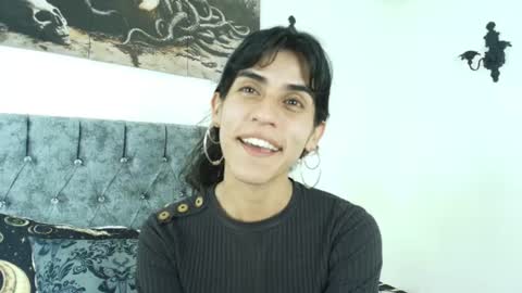 Snapshot of bella_poisonous chatting on July 15, 2026, 2:28 am Bella online show from July 15, 2026, 2:28 am