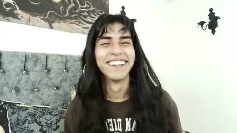 Snapshot of bella_poisonous chatting on July 29, 2026, 1:37 am Bella online show from July 29, 2026, 1:37 am