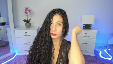 Snapshot of bella_ponce1 chatting on January 23, 2025, 2:12 am Bella Ponce online show from January 23, 2025, 2:12 am