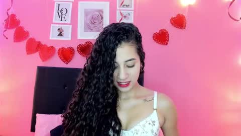Snapshot of bella_ponce1 chatting on March 4, 2025, 2:42 pm Bella Ponce online show from March 4, 2025, 2:42 pm