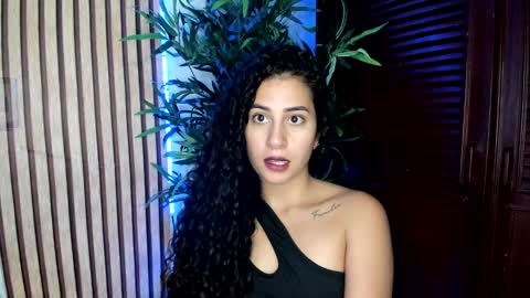 Snapshot of bella_ponce1 chatting on September 23, 2025, 3:15 pm Bella Ponce online show from September 23, 2025, 3:15 pm