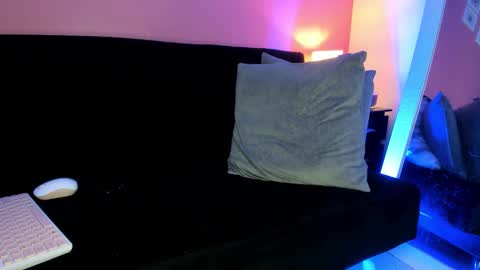 Snapshot of bella_ponce1 chatting on November 16, 2025, 12:16 am Bella Ponce online show from November 16, 2025, 12:16 am