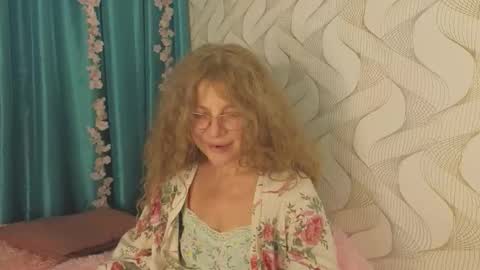 Bella online show from January 5, 2026, 5:27 pm