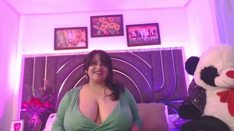 Snapshot of bella_taylor_a chatting on January 23, 2025, 3:58 am Bella Taylore online show from January 23, 2025, 3:58 am