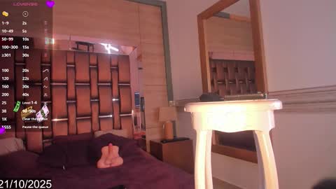 Snapshot of bella_tinkerbell_bahamas chatting on October 21, 2025, 9:04 pm bella_tinkerbell_bahamas online show from October 21, 2025, 9:04 pm