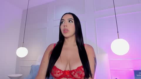  B E L L A   online show from March 4, 2026, 8:26 pm