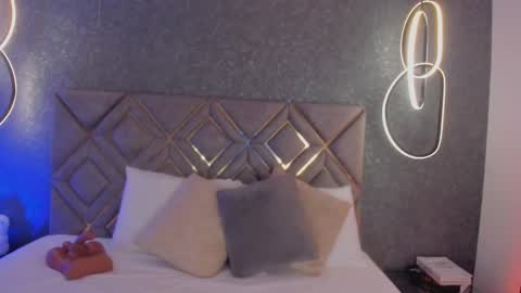 Cris online show from February 21, 2026, 7:37 pm