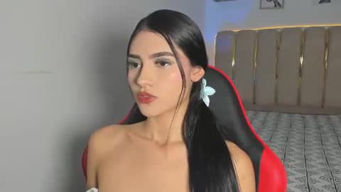 bellaastorm online show from August 6, 2026, 11:28 pm