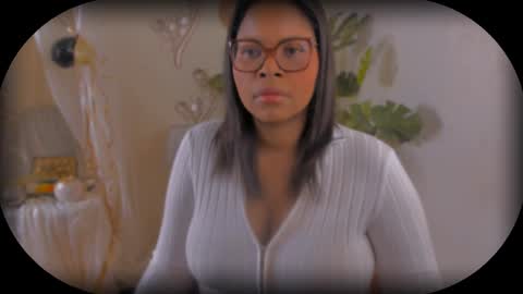 Bellah Blakes-Sarah Scrumptious Lee online show from March 10, 2025, 7:21 am