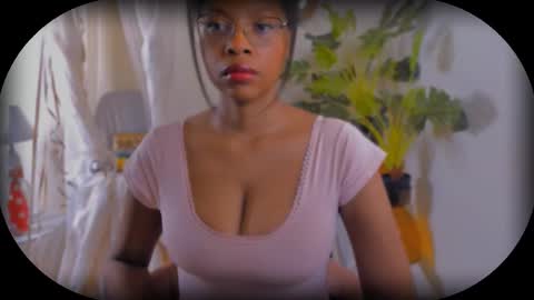 Bellah Blakes-Sarah Scrumptious Lee online show from September 15, 2025, 9:15 pm