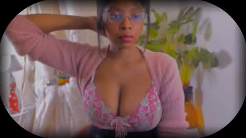 Bellah Blakes-Sarah Scrumptious Lee online show from September 27, 2025, 9:09 pm