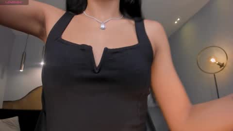  Bella C  online show from October 25, 2025, 12:34 pm