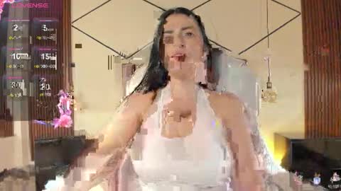 Bella Clair online show from May 11, 2026, 4:15 pm