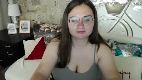Anna online show from June 5, 2026, 5:14 am